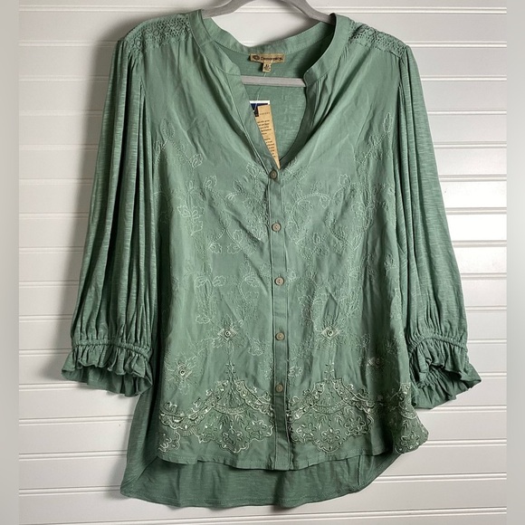 Democracy NWT Sage Green embroidered pleated Long Sleeves Top Blouse Size XL - Picture 1 of 9